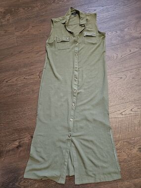 Love Olive Green Sleeveless Maxi Shirt Dress